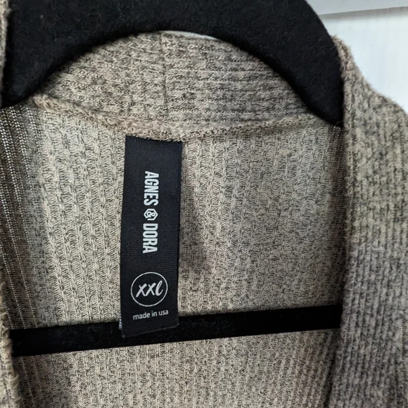 Agnes & Dora open front tan sweater cardigan - Picture 3 of 4